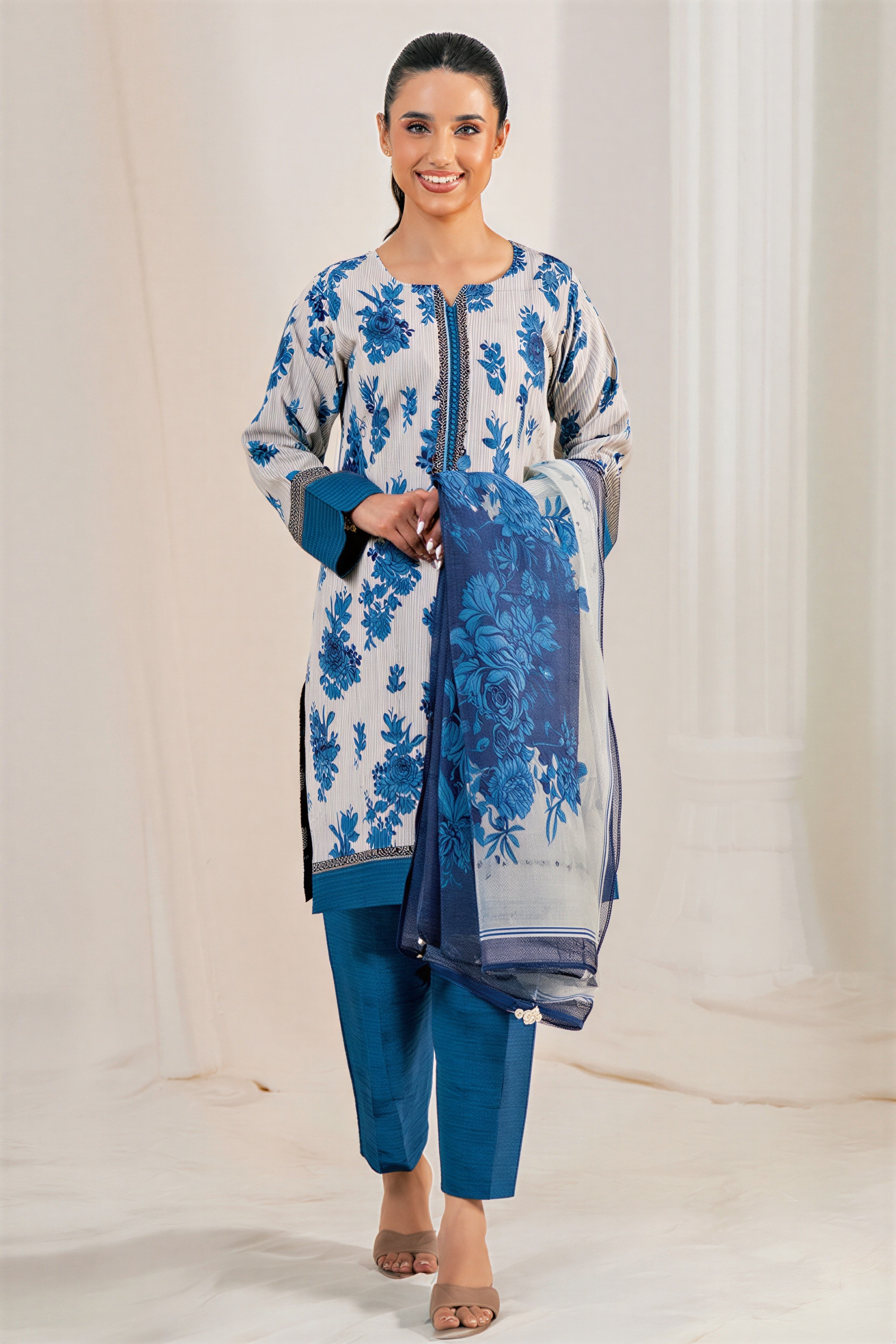 Winter Grace - Luxury Dhanak  3-Piece Suit