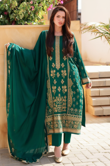 Elara Embroidered Lawn Set