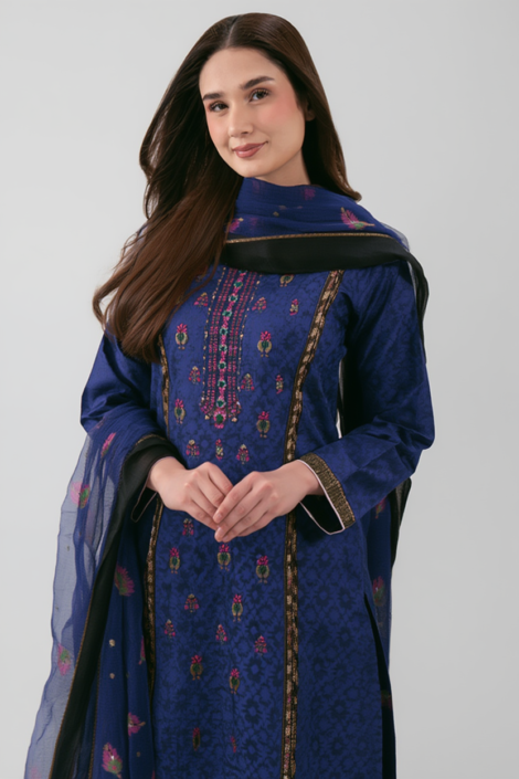 Elara Embroidered Lawn Set